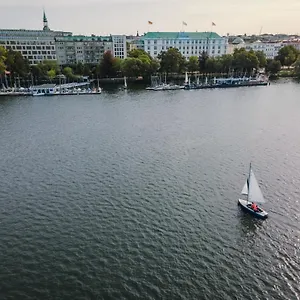Atlantic Hamburg, Autograph Collection 5* Hamborg